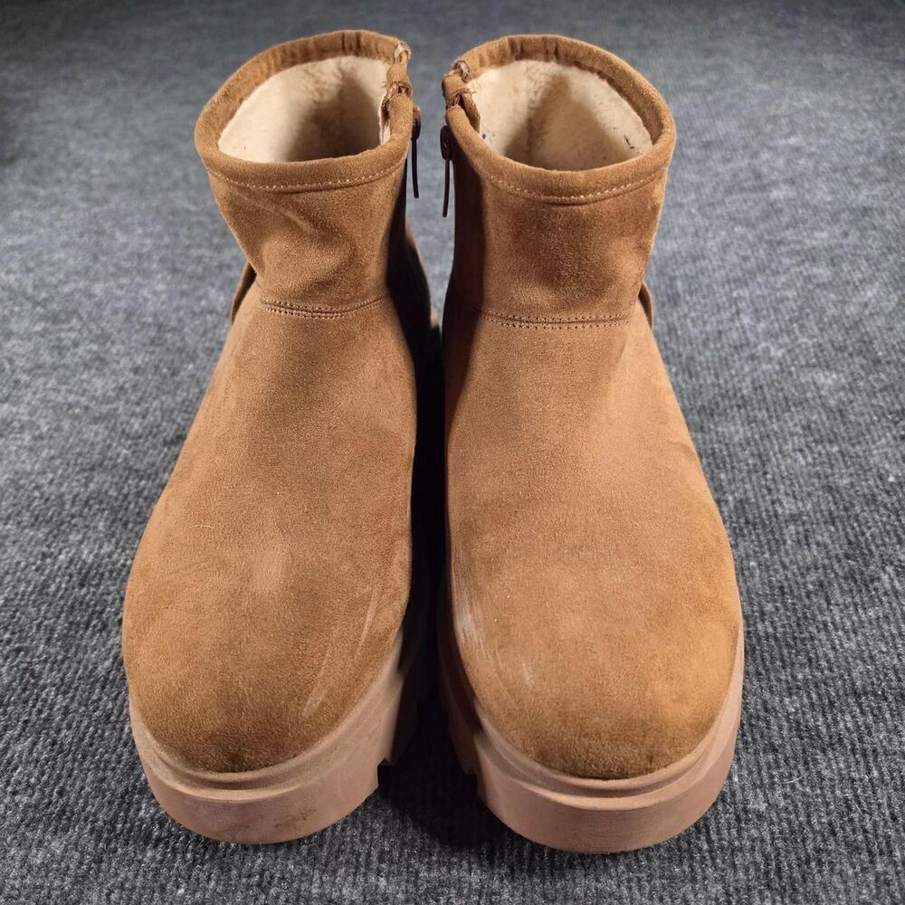 Torrid Women's Brown and Tan Boots